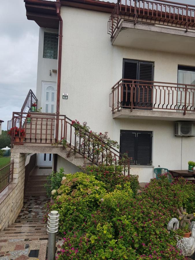 Apartamento Lili Umag Exterior foto